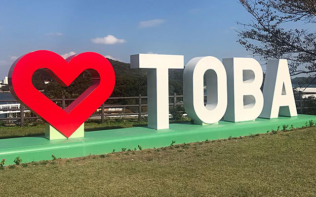 LOVE TOBA